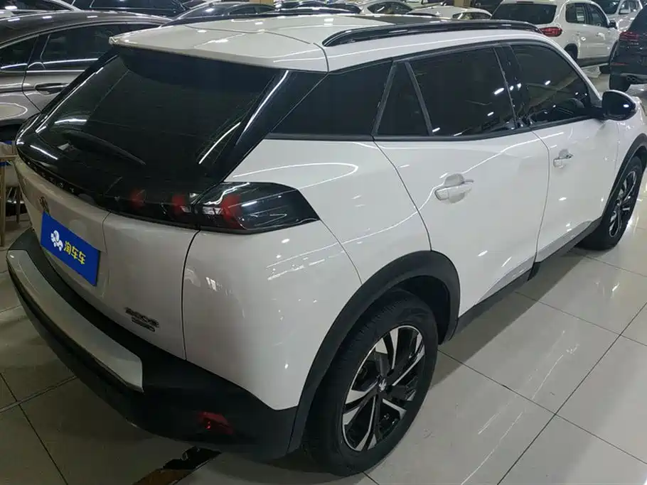 Peugeot 2008 2021