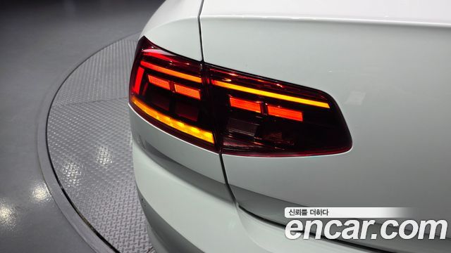 Volkswagen Passat 2021