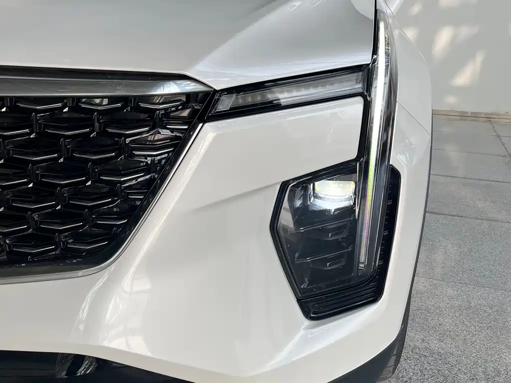 Cadillac XT4 2024