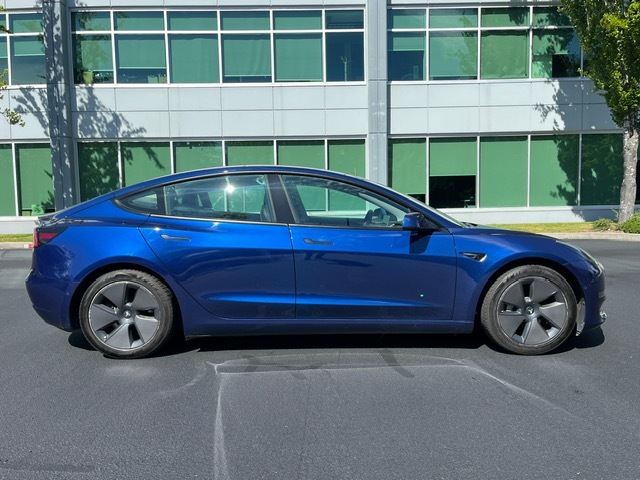 Tesla Model 3 2021