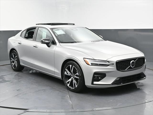 Volvo S60 2024