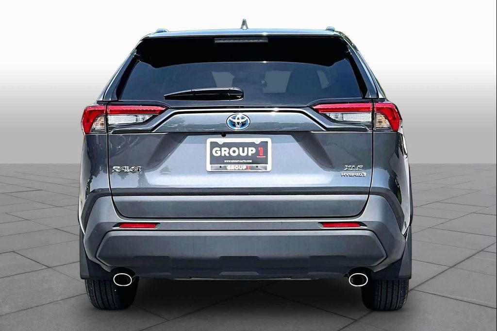 Toyota RAV4 2024