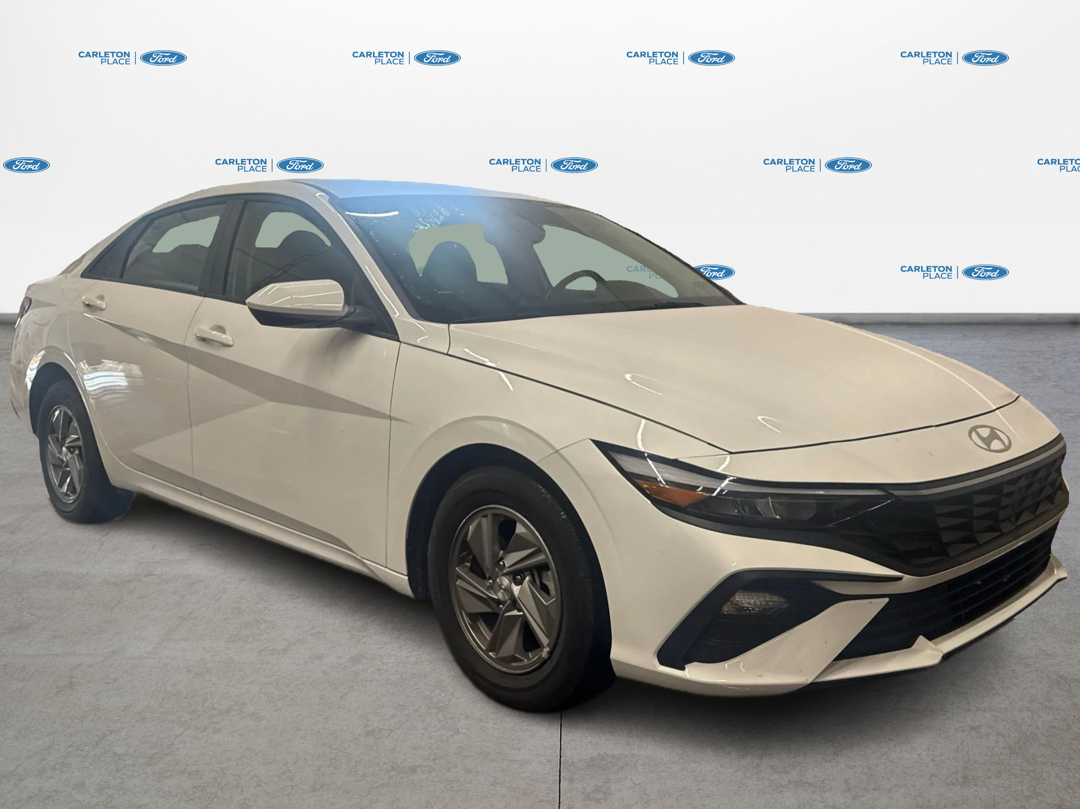 Hyundai Elantra 2025