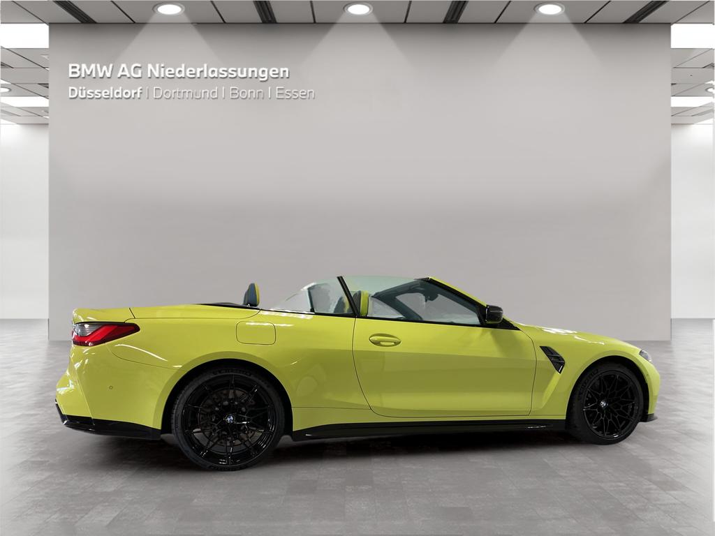 BMW M4 2023