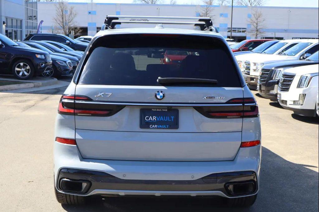 BMW X7 2023
