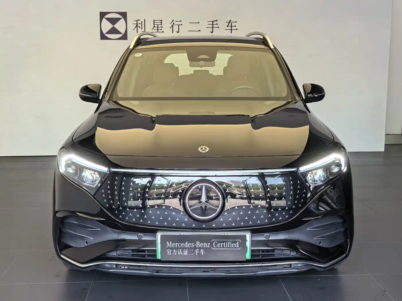 Mercedes-Benz EQB 2024