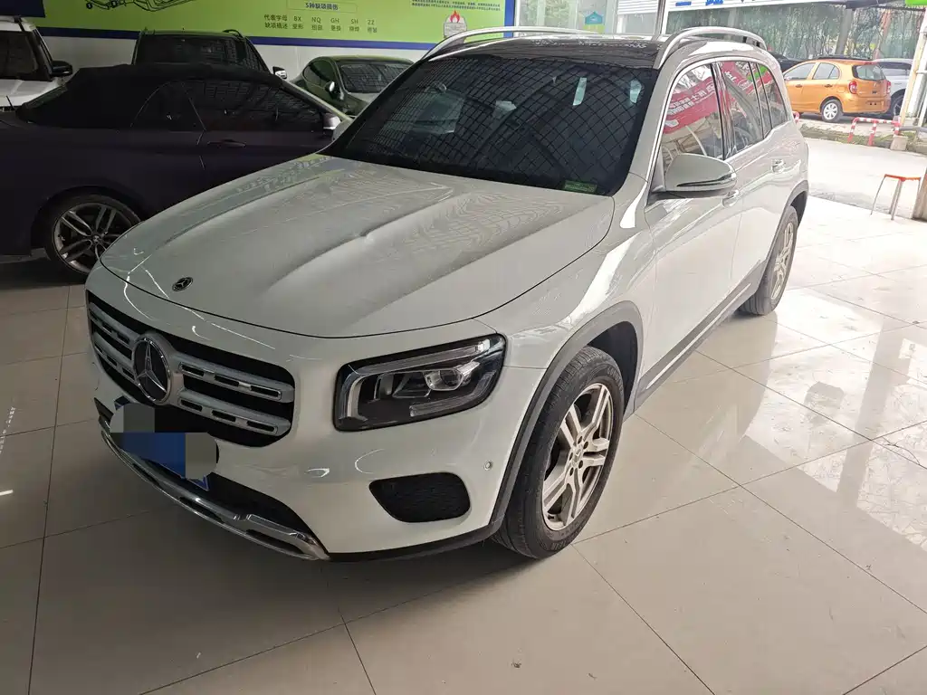 Mercedes-Benz GLB 2021