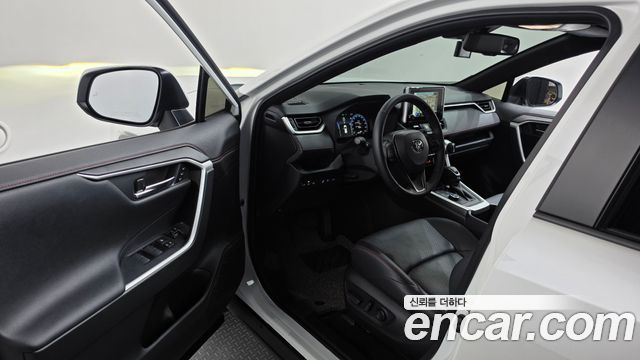 Toyota RAV4 2025