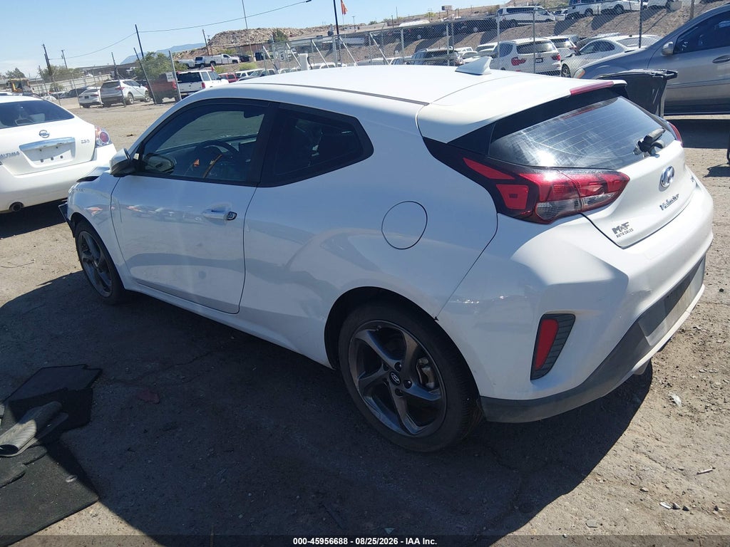 Hyundai Veloster 2021