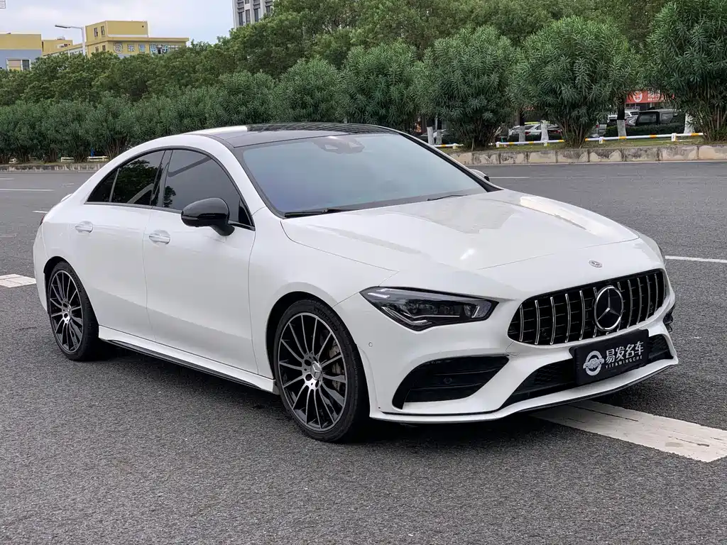 Mercedes-Benz CLA AMG 2022