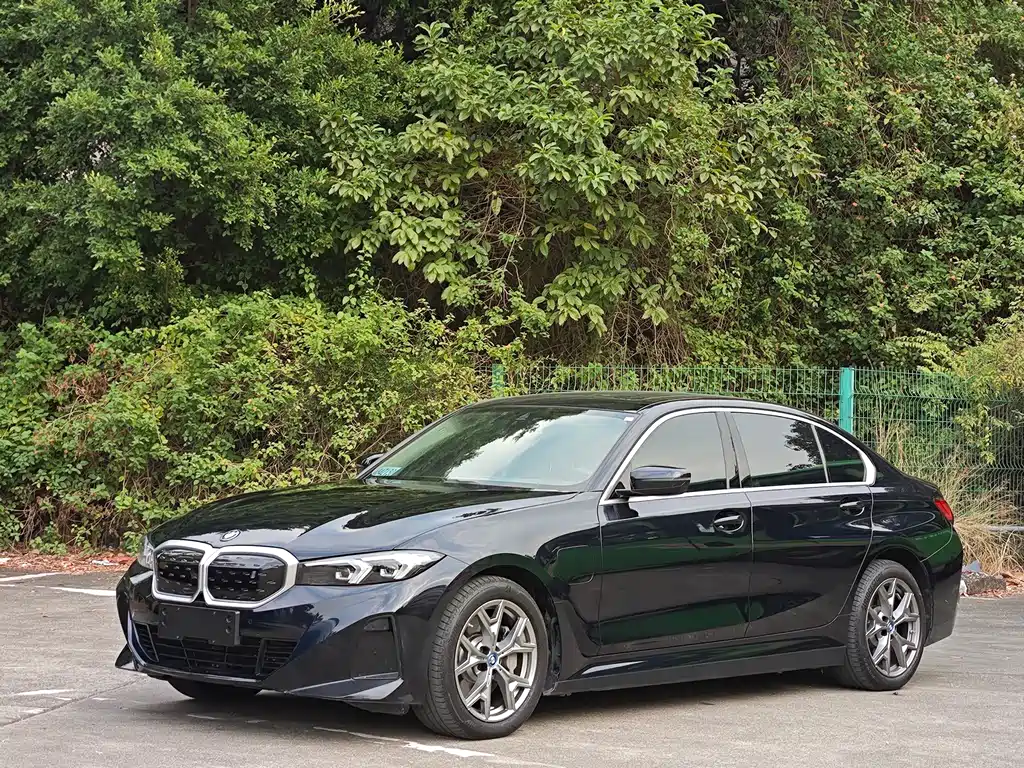 BMW i3 2024