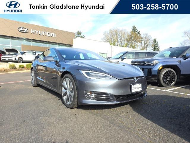 Tesla Model S 2021