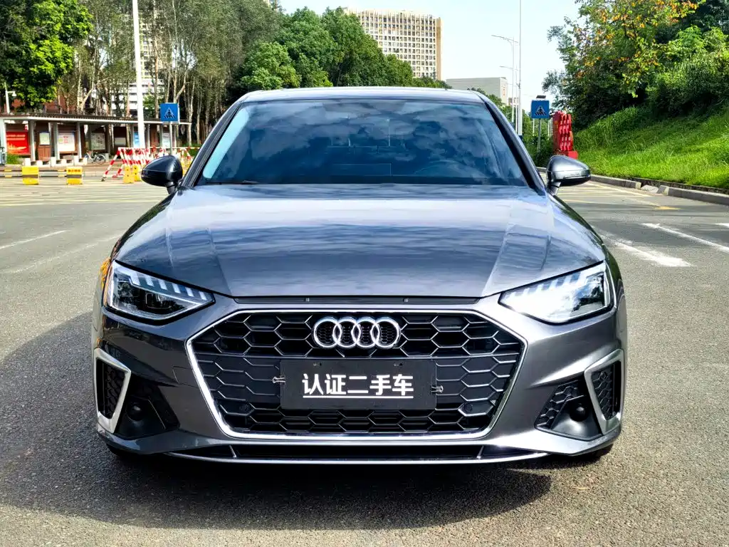 Audi A4 2025