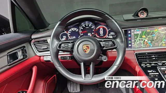 Porsche Panamera 2022