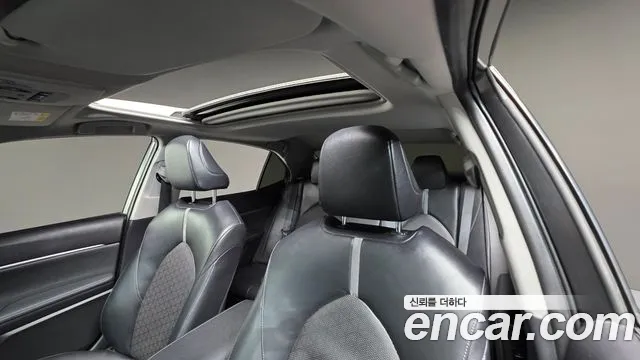 Toyota Camry 2022
