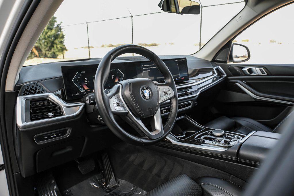 BMW X7 2025