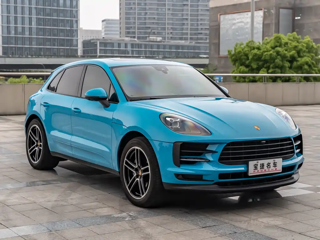 Porsche Macan 2021