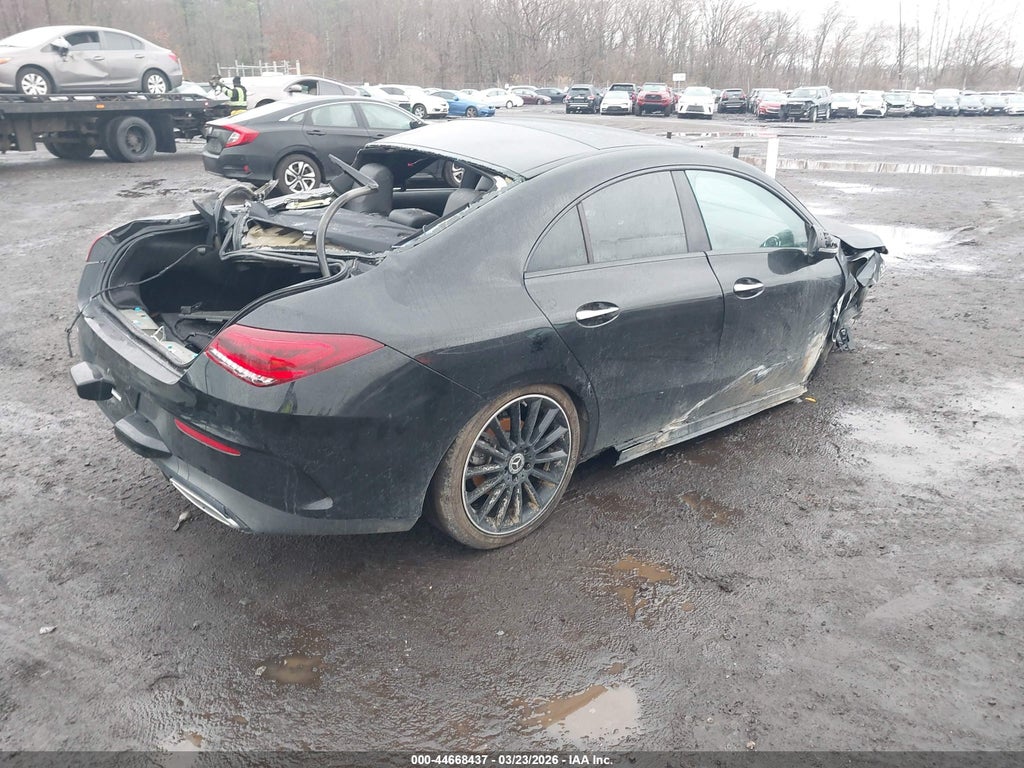 Mercedes-Benz CLA 2022