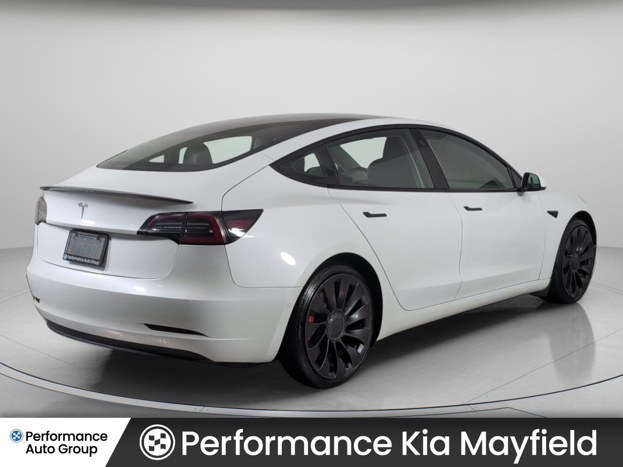 Tesla Model 3 2022