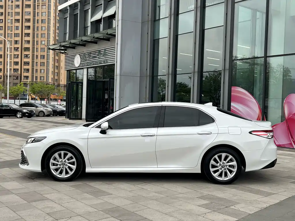 Toyota Camry 2022