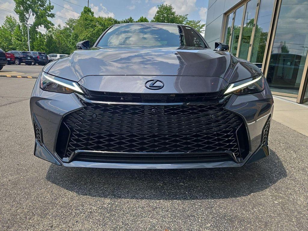 Lexus IS 2026