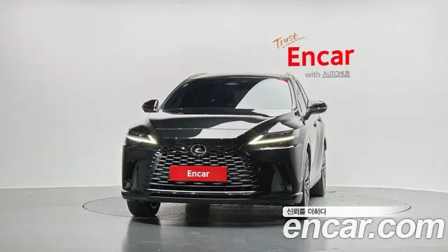 Lexus RX 2023
