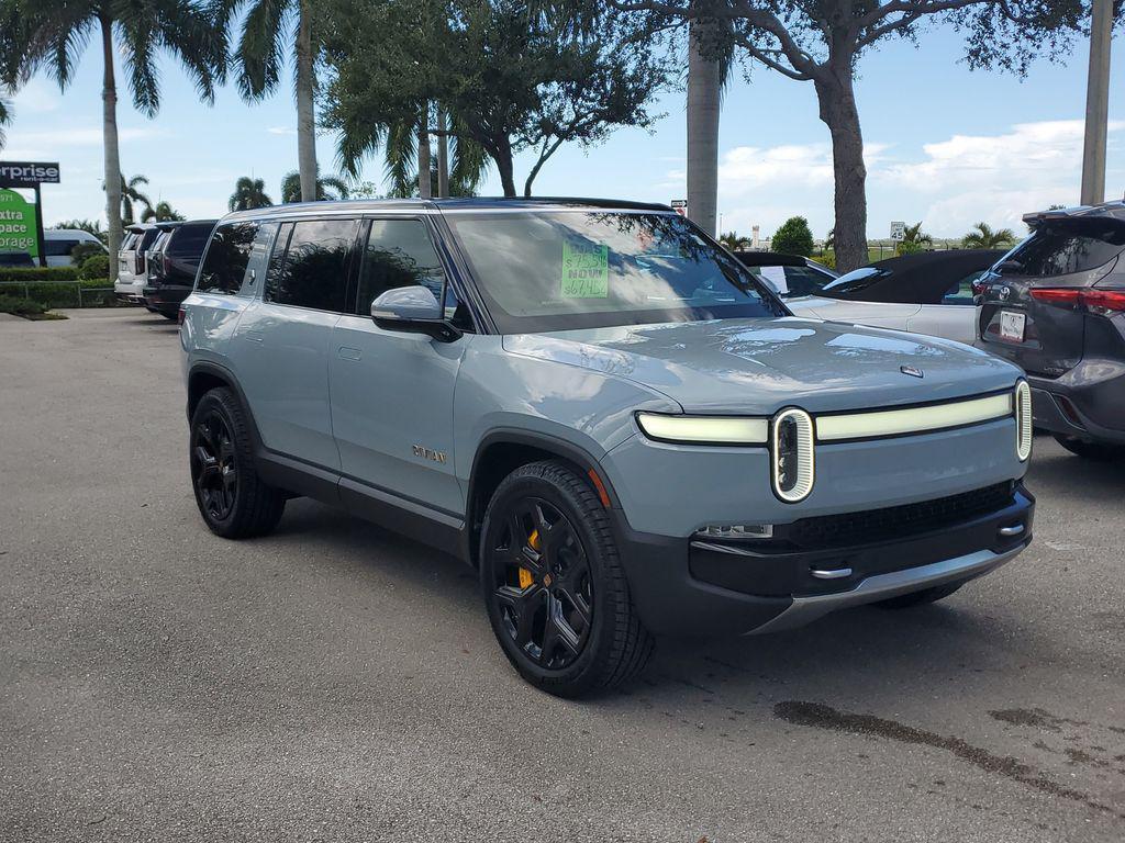 Rivian R1S 2023