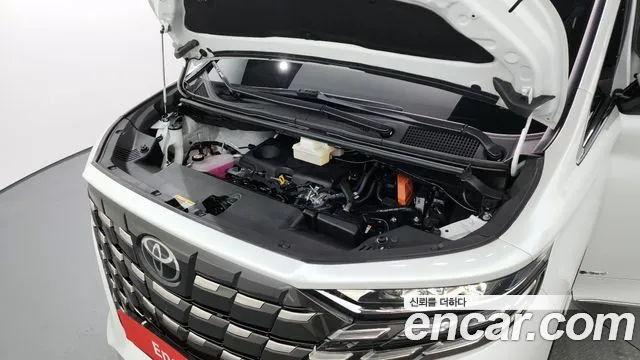 Toyota Alphard 2023