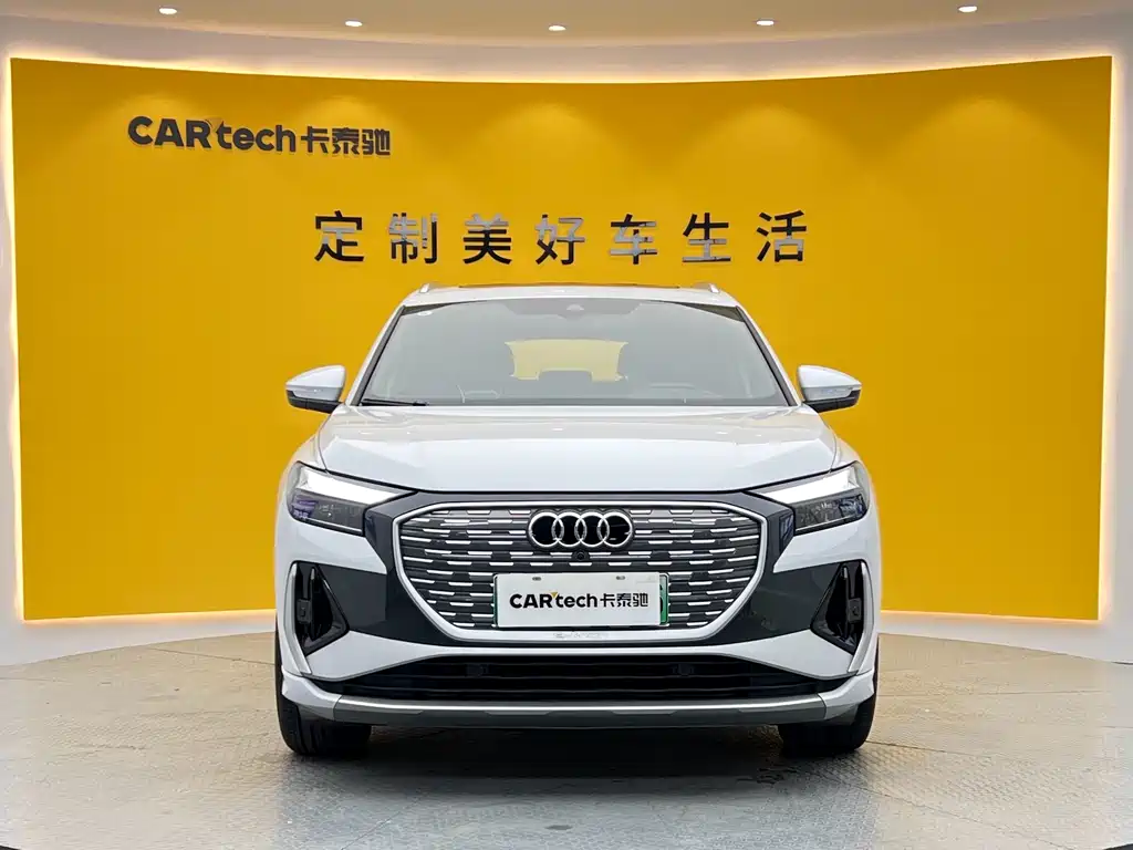 Audi Q4 e-tron 2025
