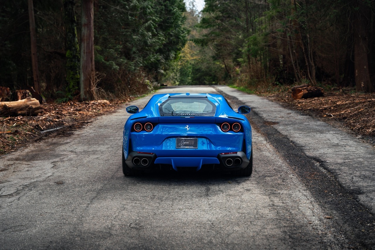 Ferrari 812 2020
