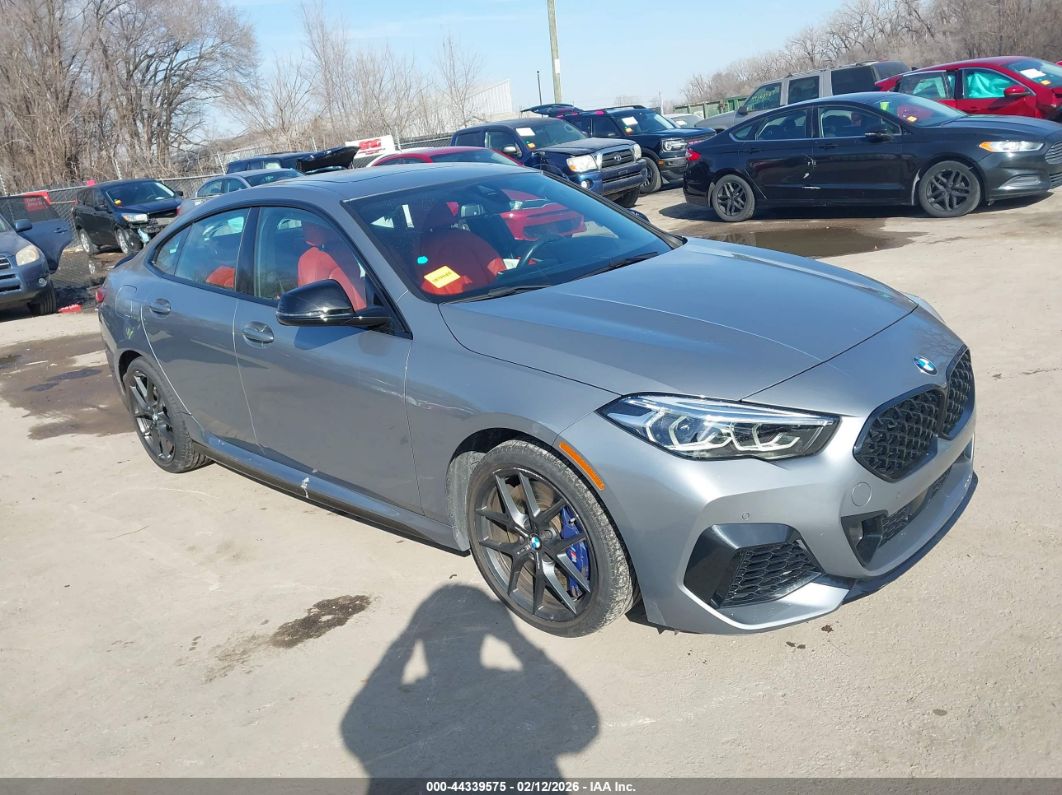 BMW M235 2022