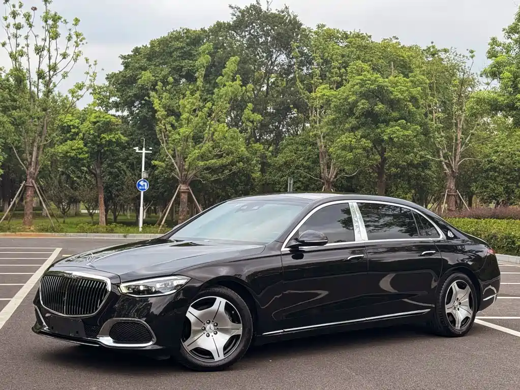 Mercedes-Benz Maybach S-Класс 2021