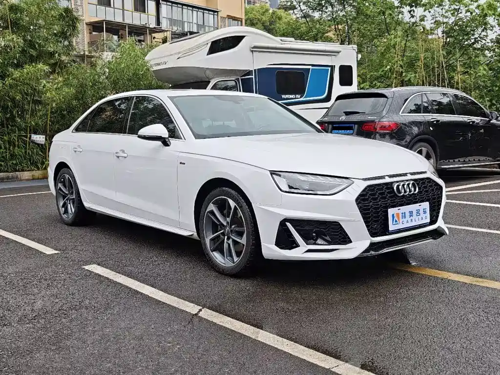 Audi A4 2021