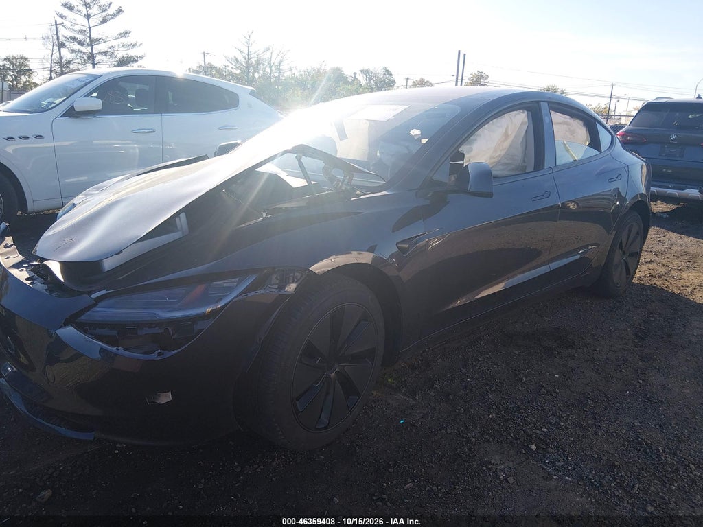 Tesla Model 3 2025
