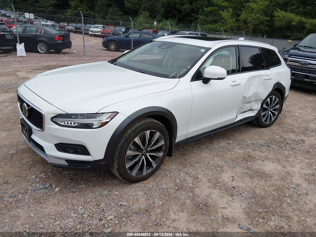 Volvo V90 Cross Country 2021