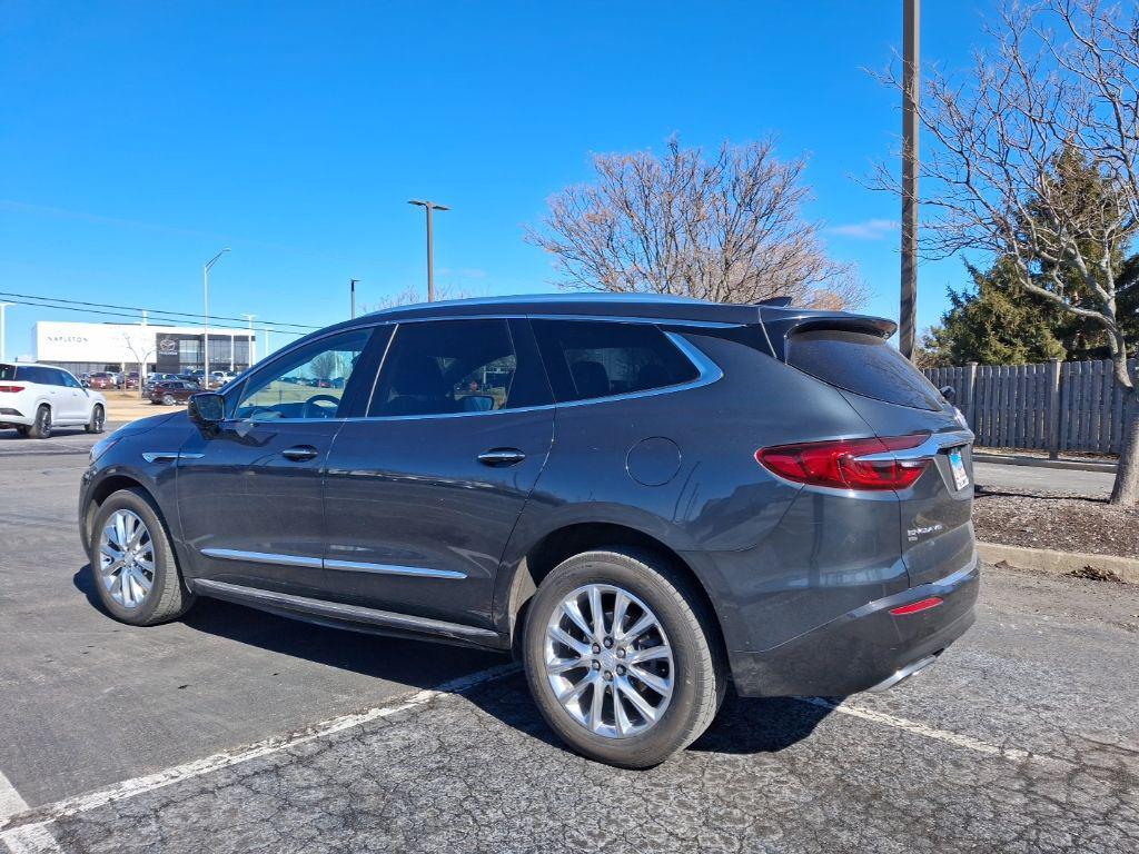 Buick Enclave 2021