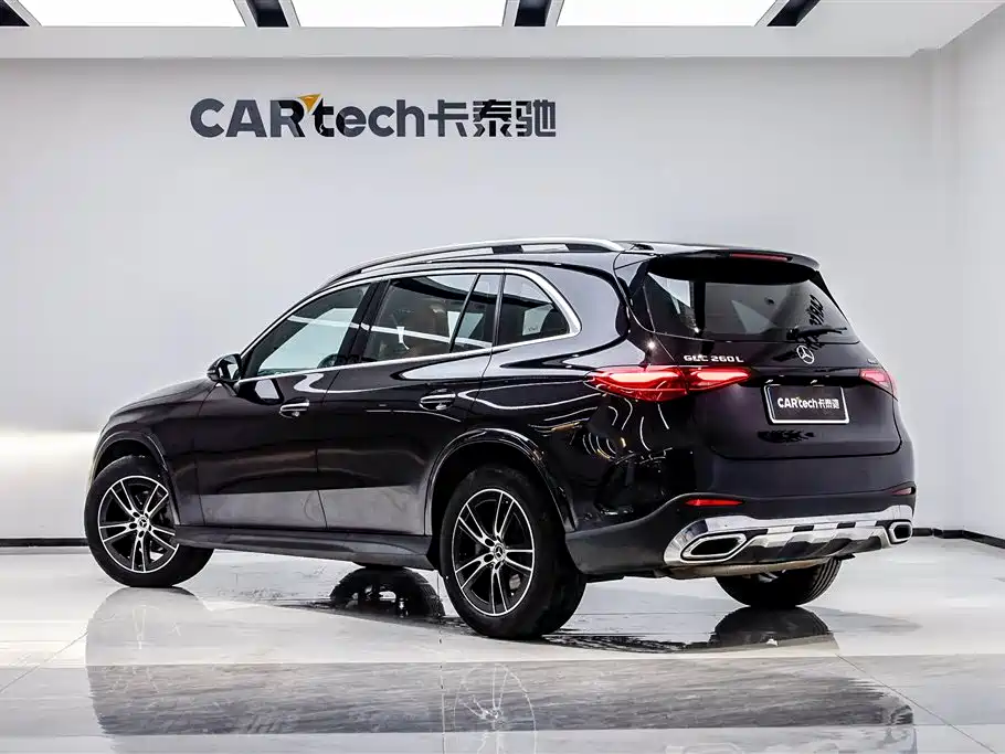 Mercedes-Benz GLC 2025