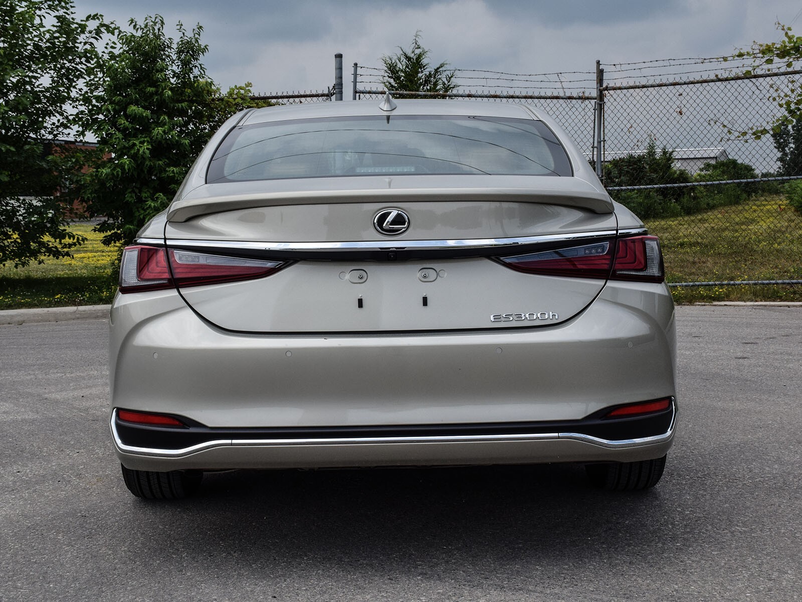 Lexus ES 2025