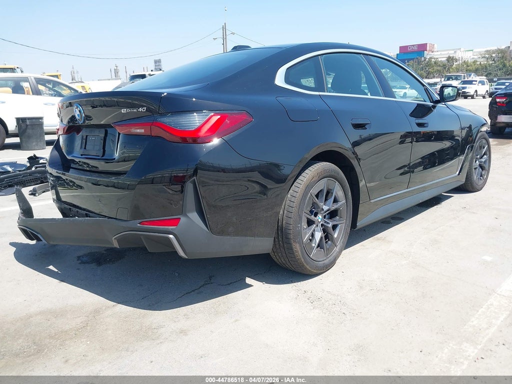 BMW i4 2025