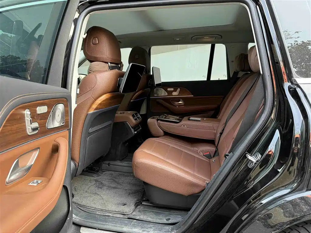 Mercedes-Benz GLS 2024