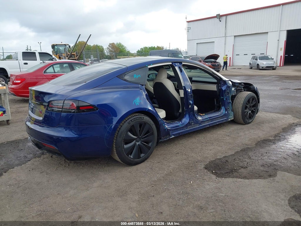 Tesla Model S 2022