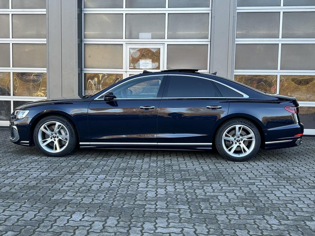 Audi A8 2022