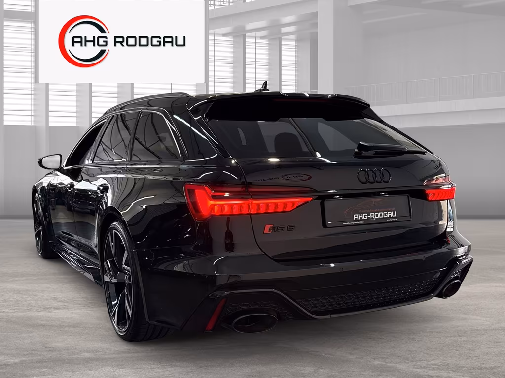 Audi RS6 2023