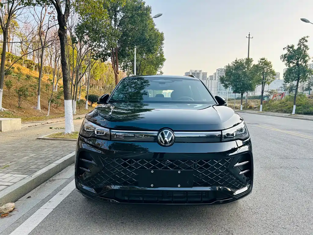 Volkswagen Tiguan 2024