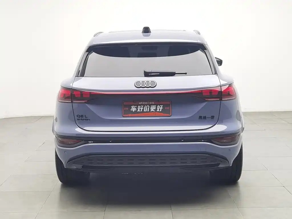 Audi e-tron 2025