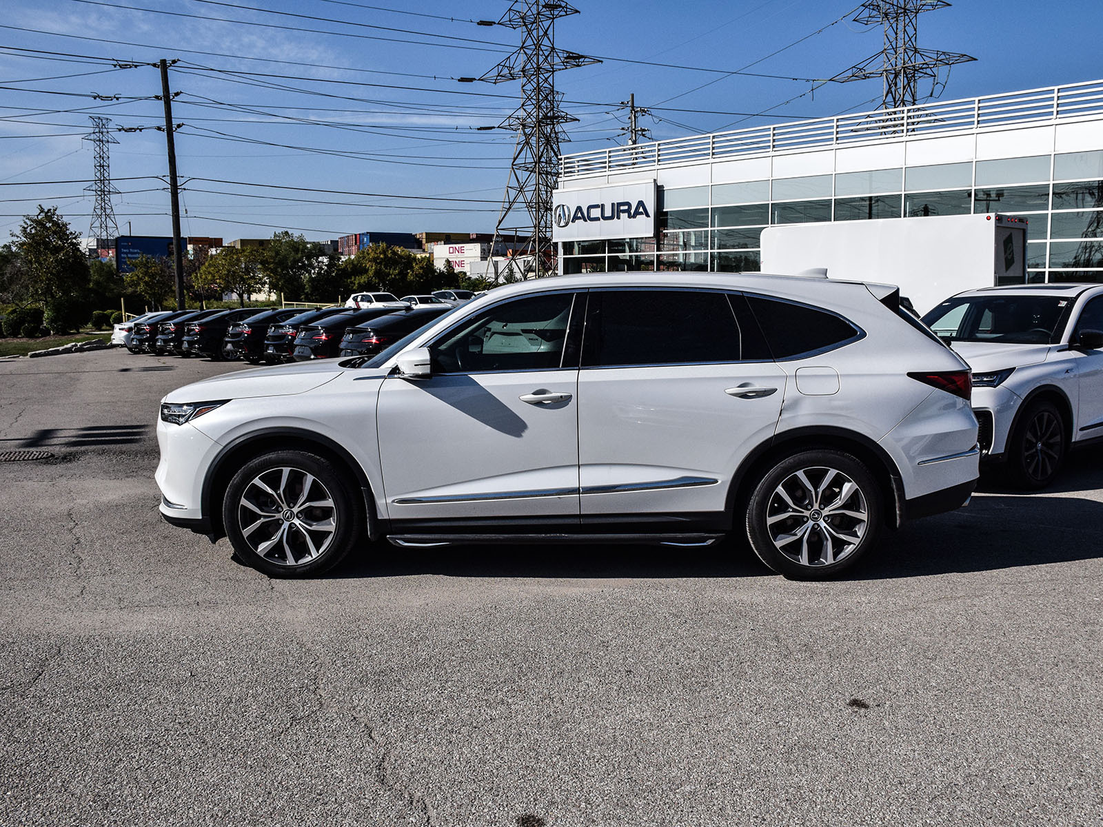 Acura MDX 2023