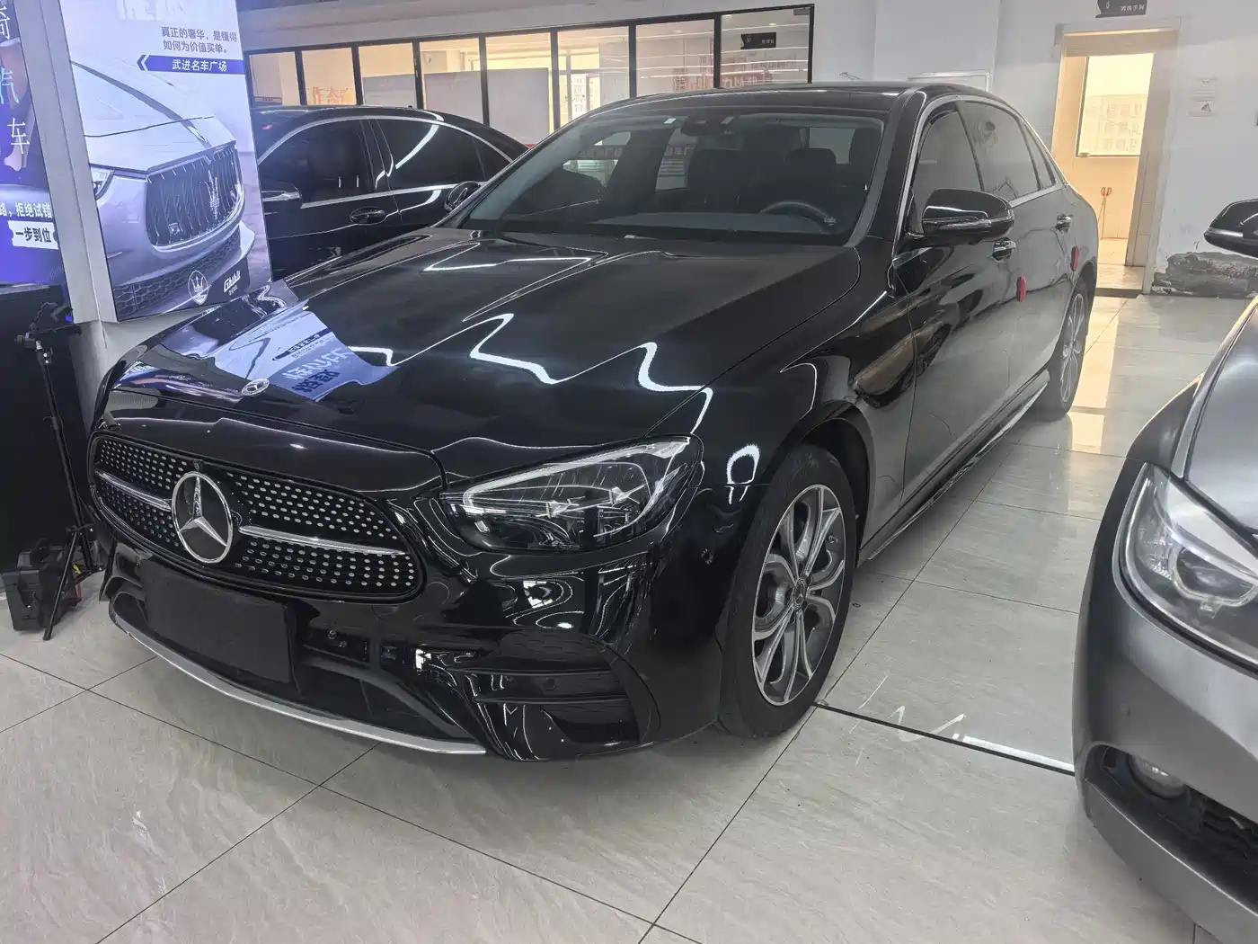 Mercedes-Benz E-Класс 2022