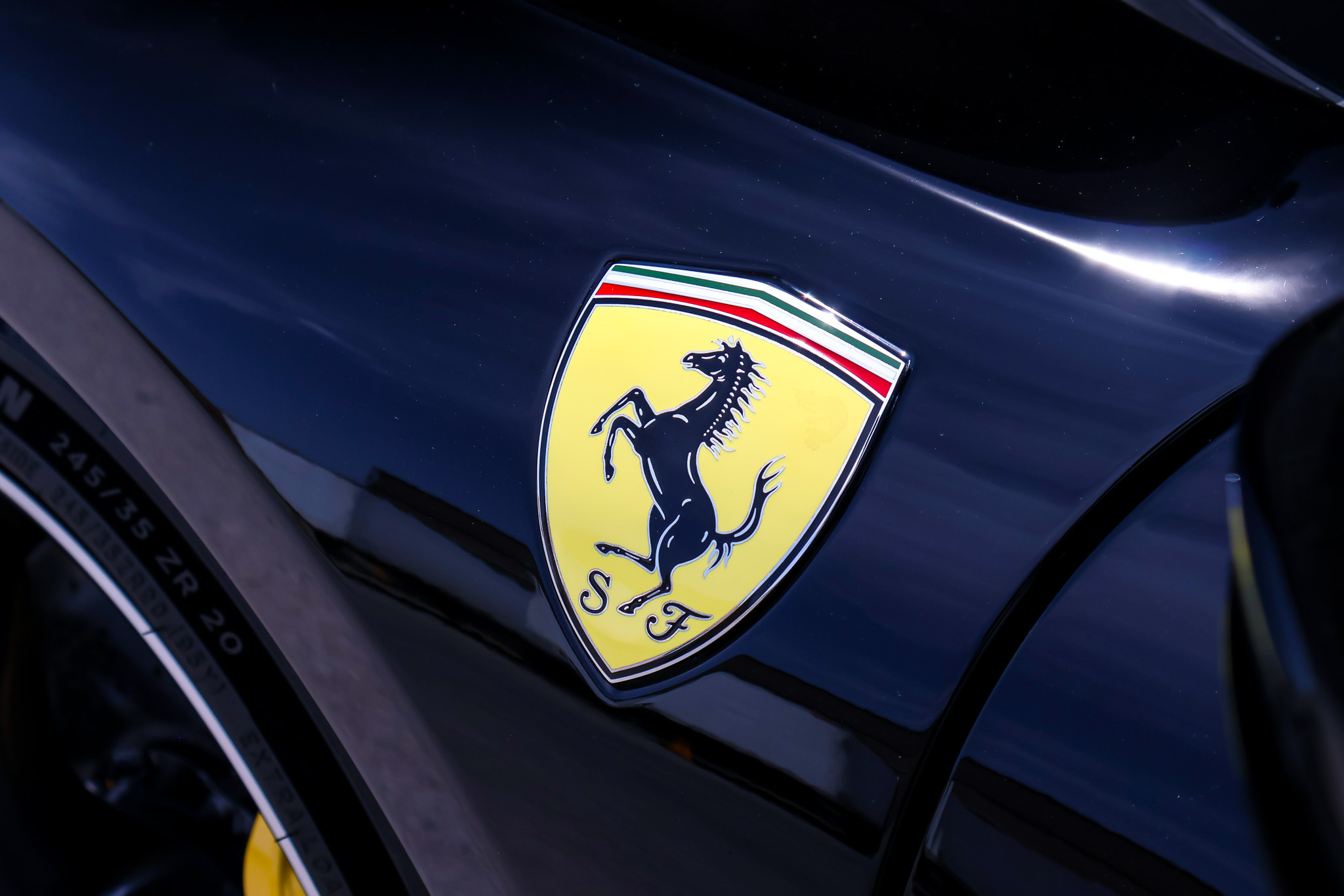 Ferrari 296 GTS 2024
