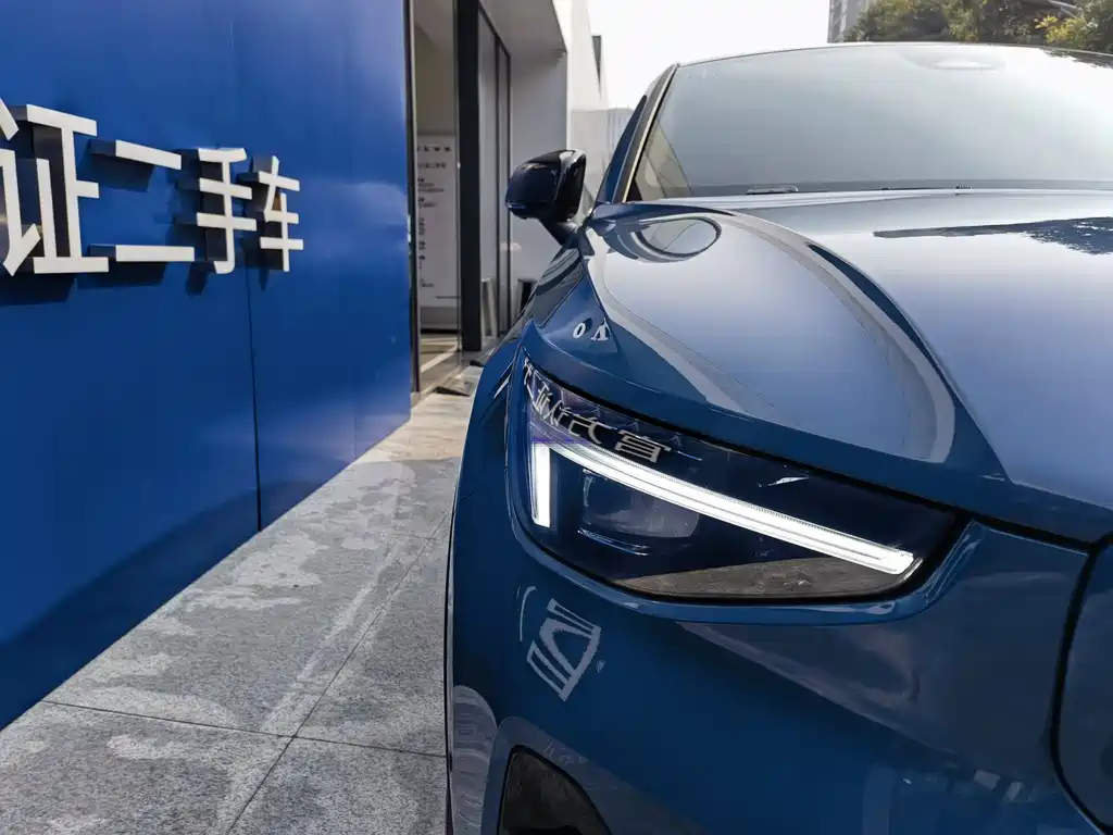 Volvo C40 2023