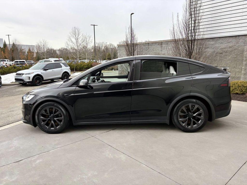 Tesla Model X 2022